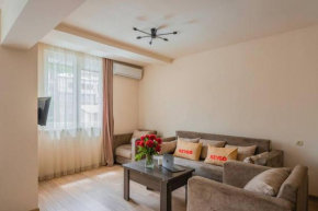 1BR Downtown Oasis Private Balcony by Keygo 82